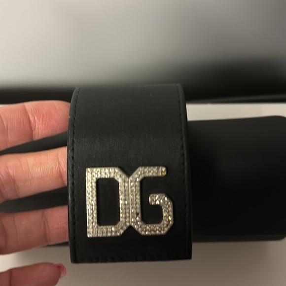 Dolce Gabbana sunglass case - Picture 3 of 5